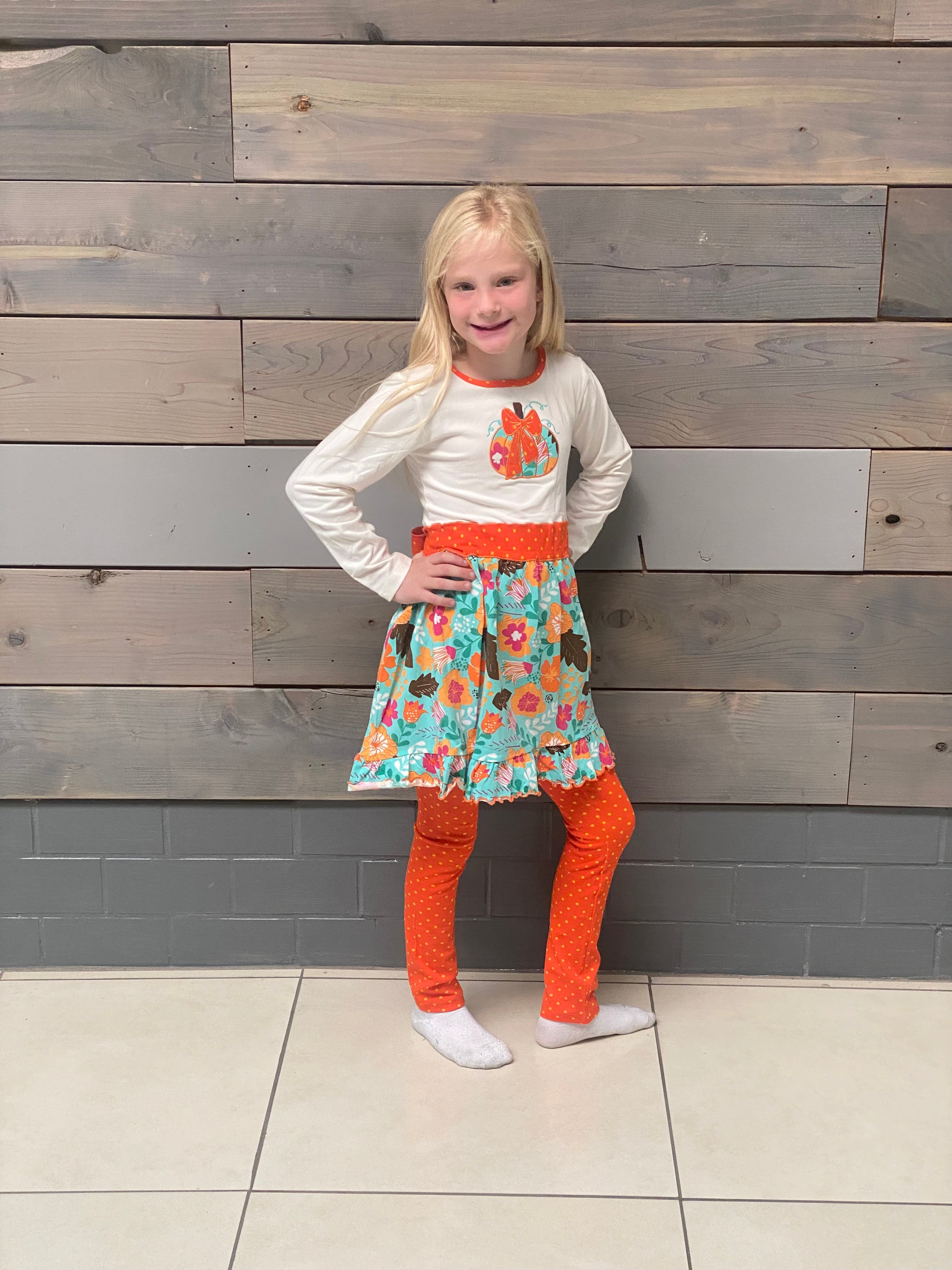 Pumpkin Leaves Outfit